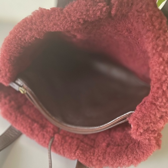 Ugg Shearling Sundance Handbag Purse - maroon - Picture 3 of 8